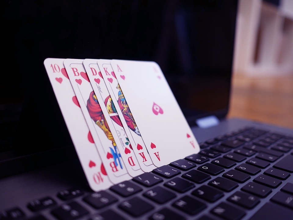 How to Safely Play at an Online Casino? | SaaS Metrics