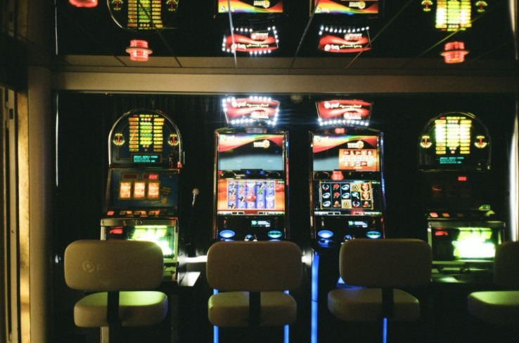 Bitcoin Casino Between Banff And Calgary - Essy Phase Slot
