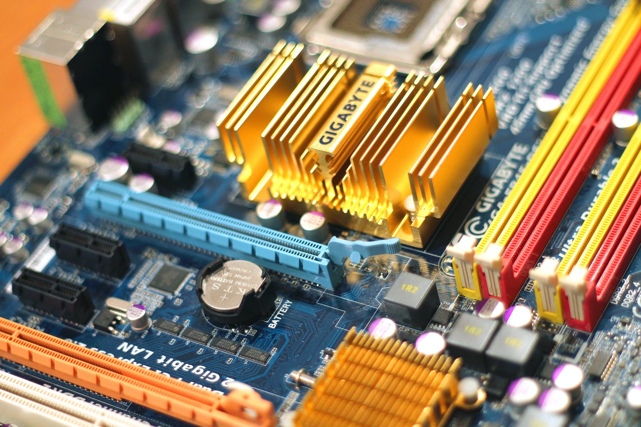 A Beginner’s Guide to Computer Motherboards