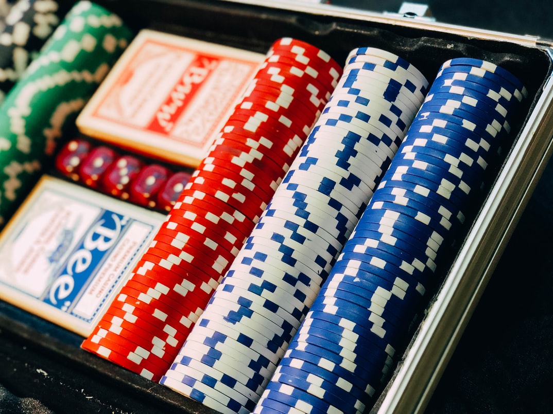 poker chips in a case
