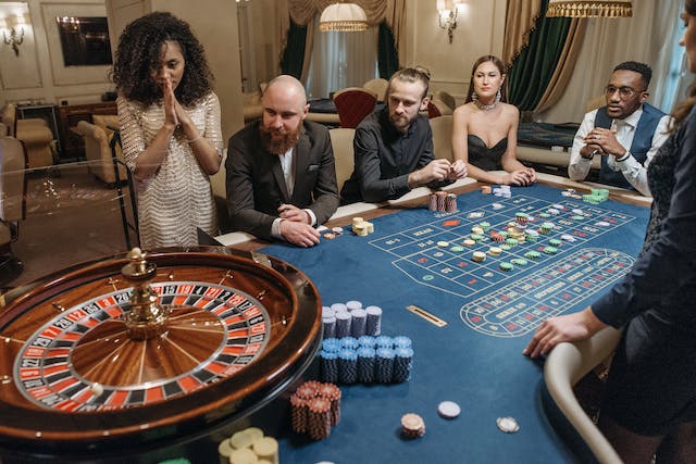 What is roulette, and how to play it online?